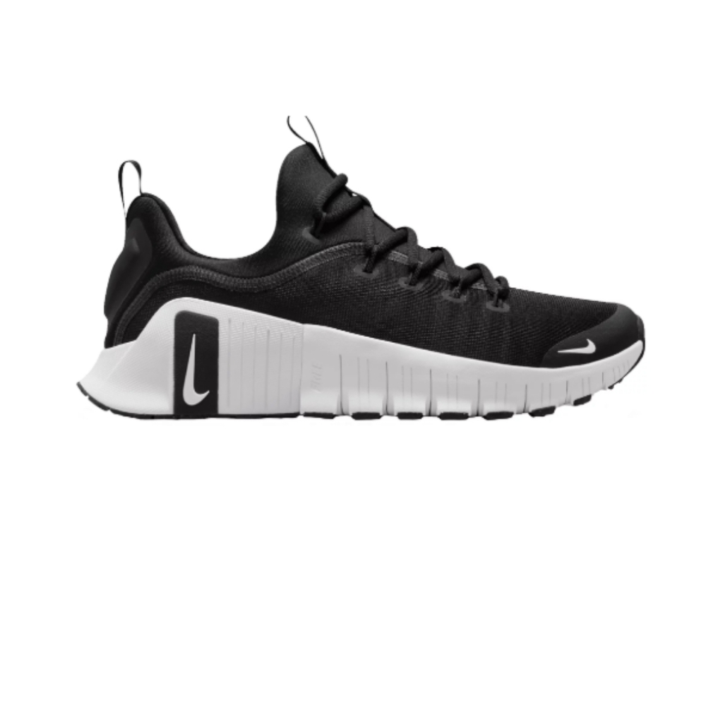 Nike Black Sneakers with Geometric Sole